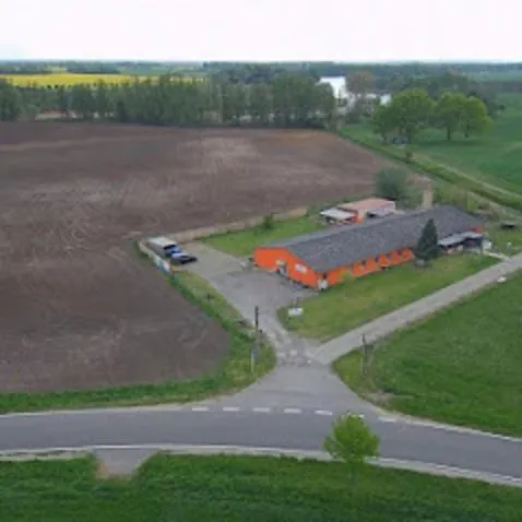 בית הארחה Jeamais Genschmar